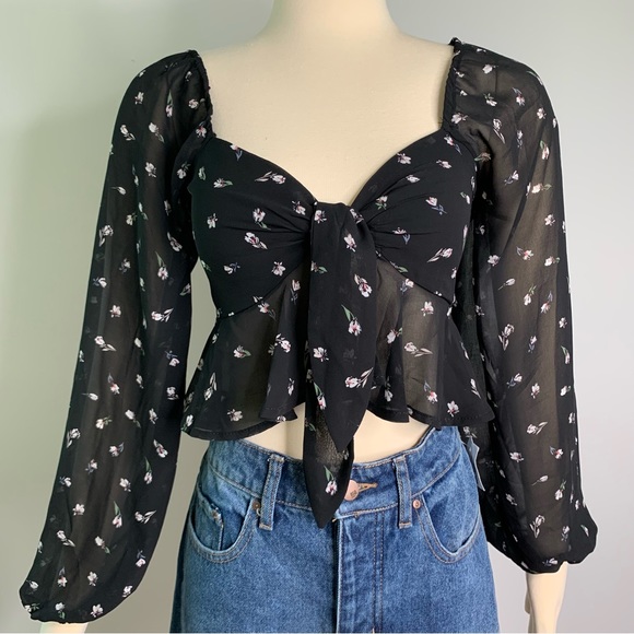 Sweetheart Neckline Floral Blouse Front Tie- Black / White Floral - Picture 10 of 13